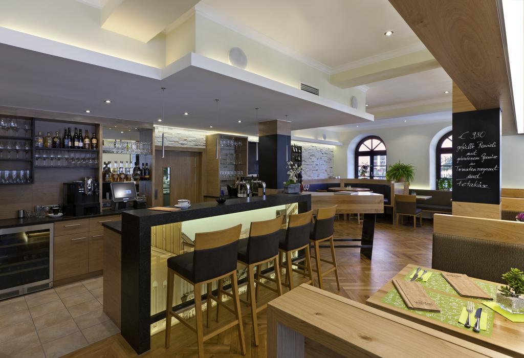 Hotel Angerbraeu Мурнау-ам-Штаффельзее Экстерьер фото